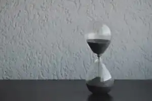 hourglass running out